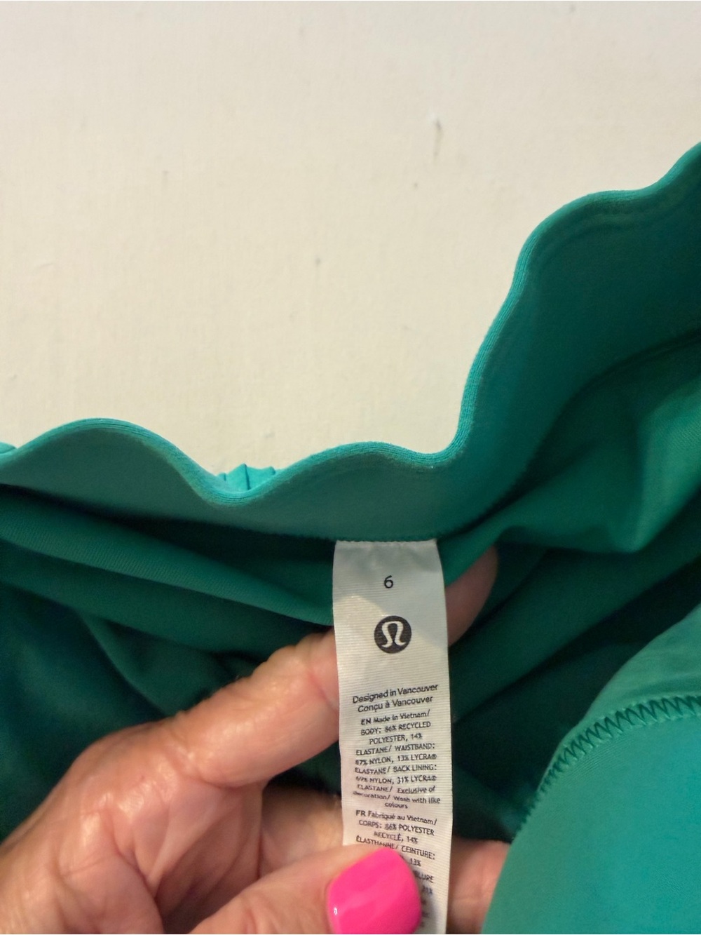 Lu Lu lemon varsity skirt - Picture 3 of 4
